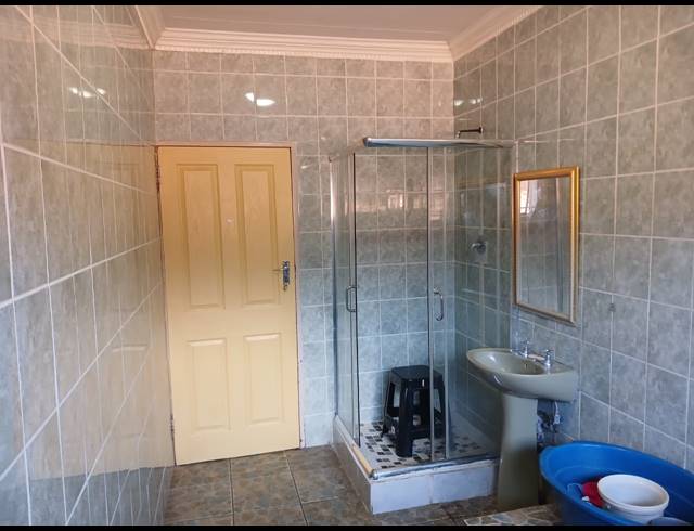3 BEDROOM HOUSE FOR SALE IN SESHEGO C